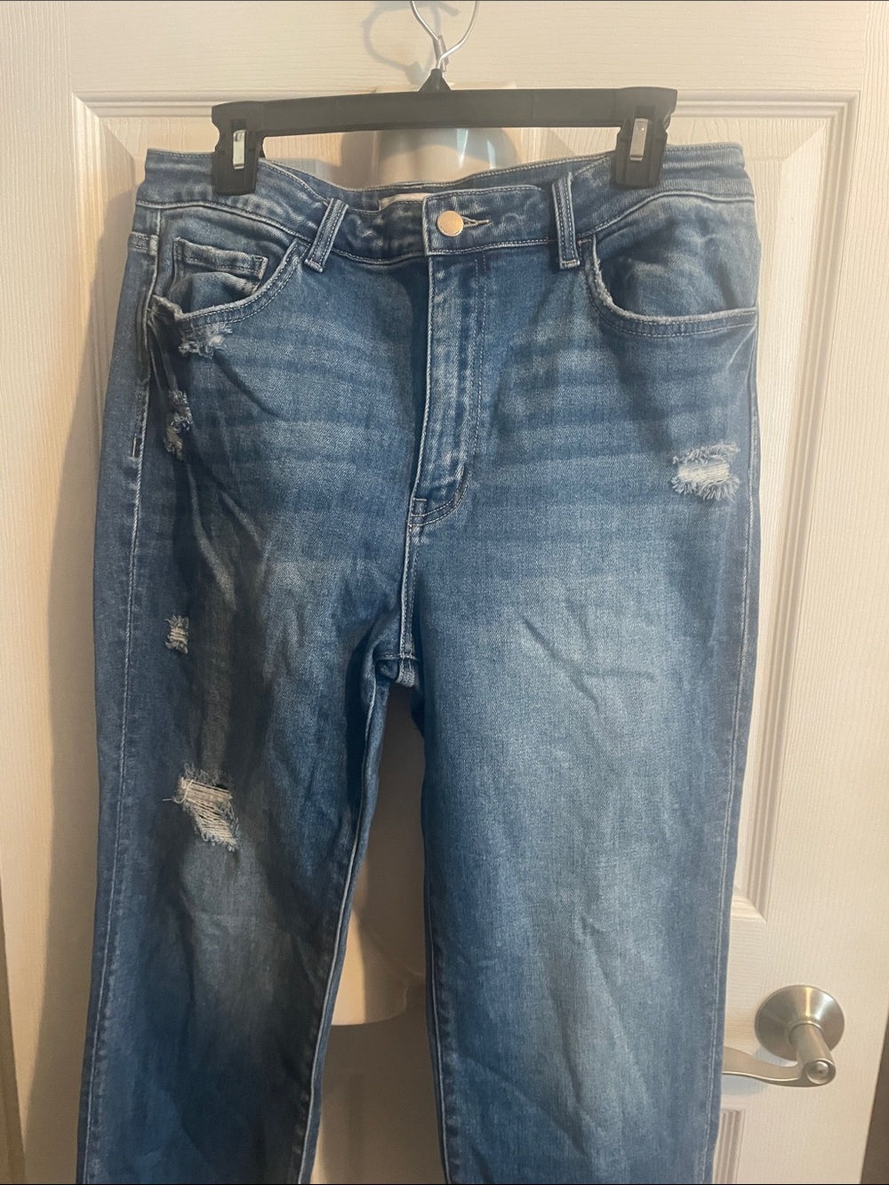 Flying Monkey boyfriend Women’s Distressed Blue Denim Jeans